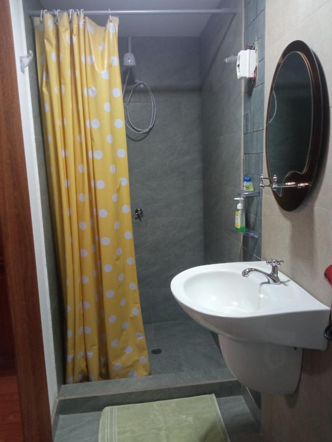 Hospedaje Wiruyana Cotacachi Ngoại thất bức ảnh