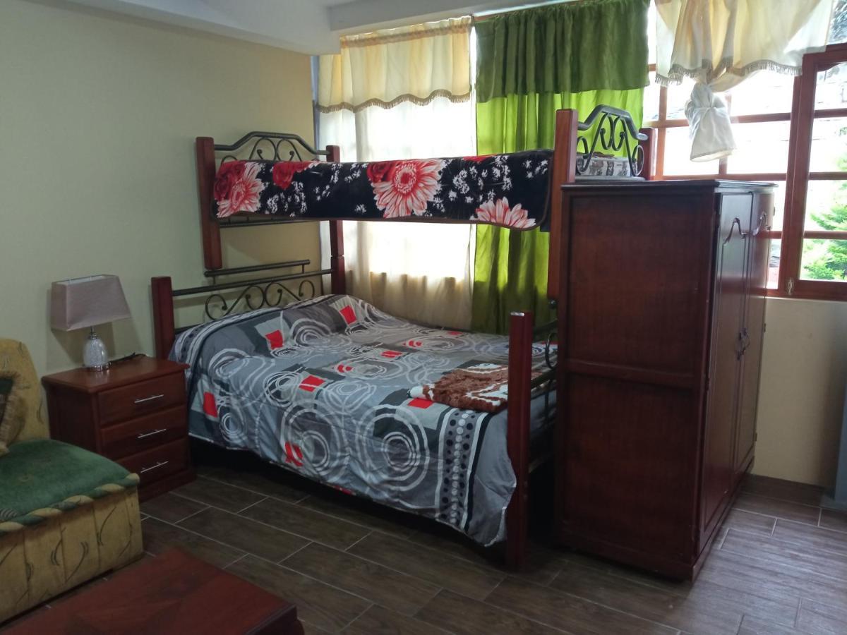 Hospedaje Wiruyana Cotacachi Ngoại thất bức ảnh